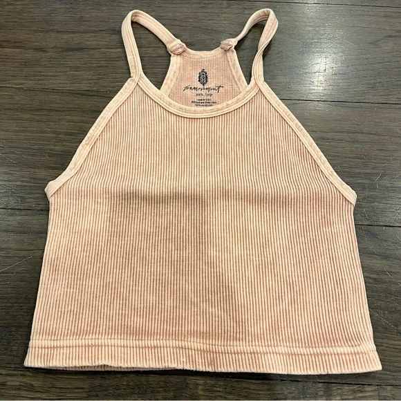 NWOT FP Movement Happiness Runs Crop - Picture 4 of 6